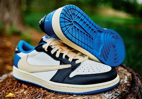 jordan 1 fragment low price.